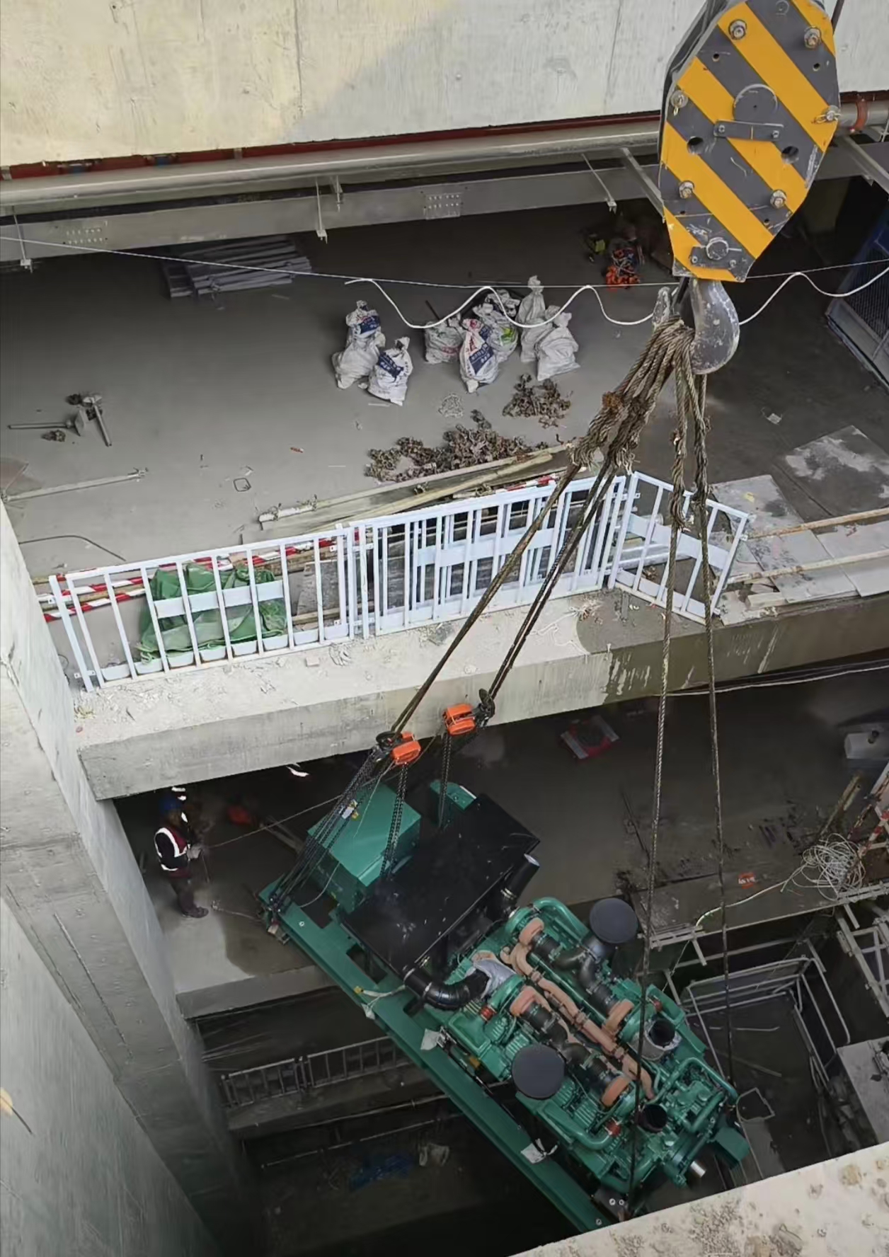 ������װ����.���ص�װ��˾---���������ڴ����ذ��˹�˾����